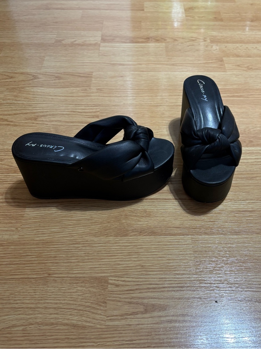 Circus Black Knotted Platform Slide Sandals